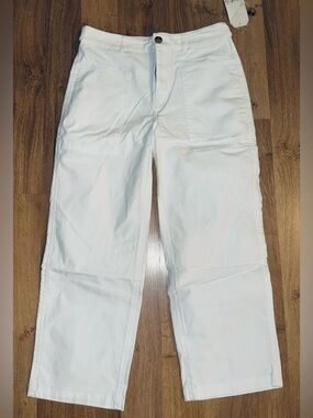 NWT WONDERLY Casual White Cropped Pants Sz 6